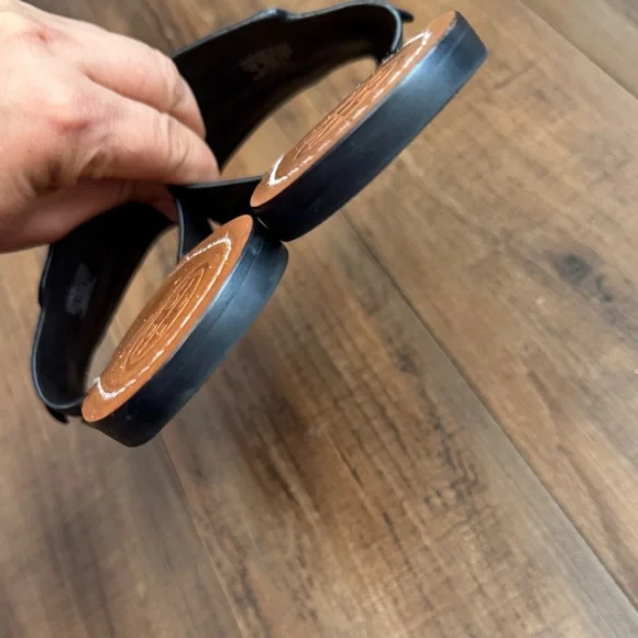 Tory Burch Black Leather Slide Sandals with Tan Footbed - Picture 4 of 13